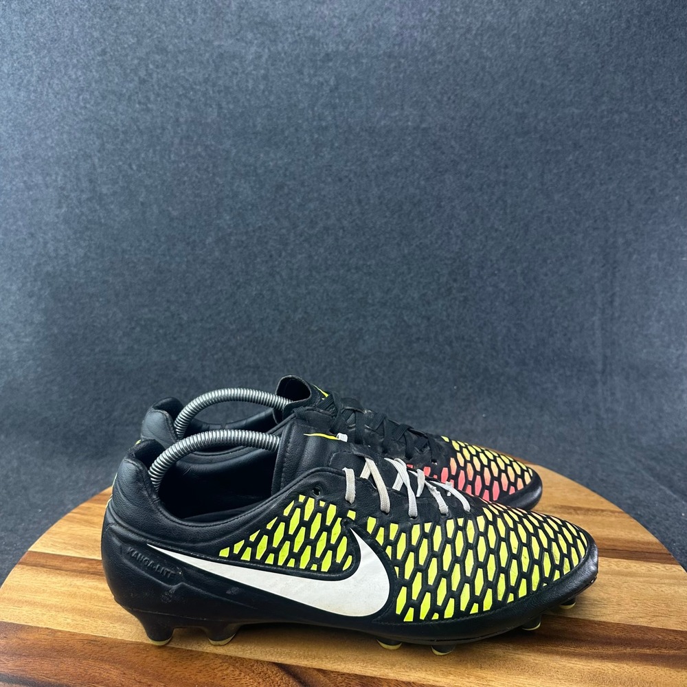 Nike Magista Opus FG Soccer Cleats Black Volt Hyper Crimson 651329-076 Mens 11.5